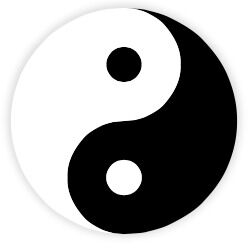 "Le yin et le yang" par Klem - Cette image vectorielle a été créée avec Inkscape par Klem, puis éditée manuellement par Mnmazur .. Licence dans le domaine public via Wikimedia Commons 